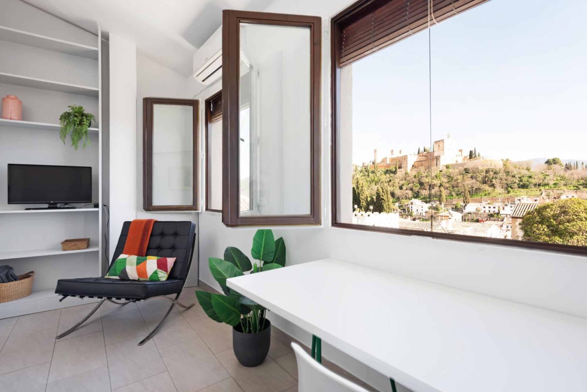 Apartamentos Bravo Granada Luaran gambar